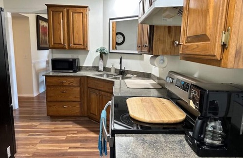 Russellville House | The Corner View: Cute, Clean and Cozy Home!