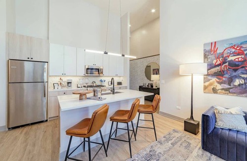 Wicker Park Apartment | The Cornerstone - Designer 4BR Flat in Bucktown/WP
