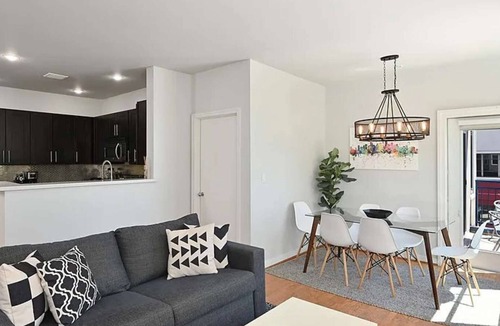 Belltown Condo | The Cornet Nest at Belltown - 99 Walkscore