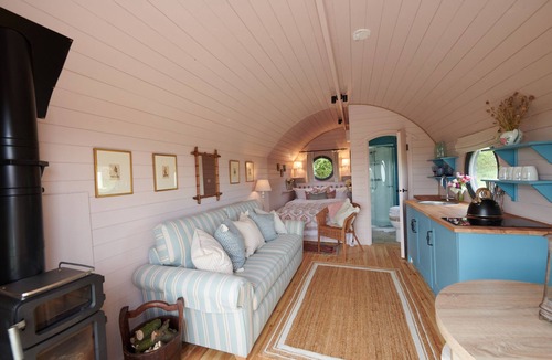 Banbury Cabin | The Cornflower