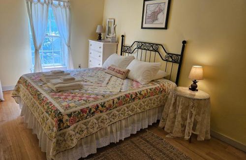 Cornish Hotel | The Cornish Inn