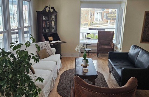 Cornish Hotel | The Cornish Inn