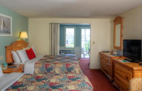 Dennis Port Hotel | The Corsair & Cross Rip Oceanfront