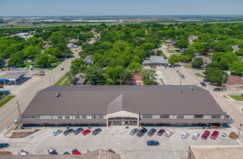 Midlothian Apartment | The Cosmos Suite @ The Lawson District