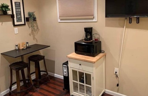 Baldwin Apartment | The Cosy Hideaway Studio Apart.