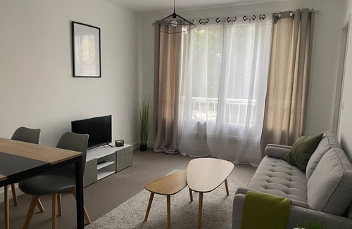Evreux Apartment | The cosy nest 500m from the station