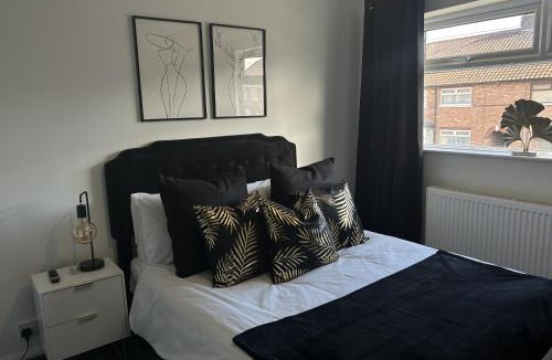 Billingham House | The Cotswold Cornerstone