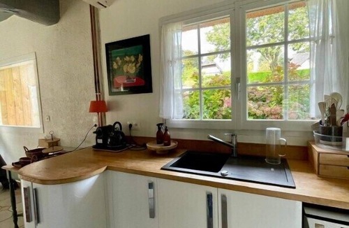 Saint-Pierre-le-Vieux House | The cottage: Norman comfort and charm