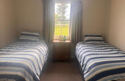 Frasertown House | The Cottage @ Aranui