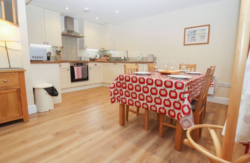 Bath Cottage | THE COTTAGE AT BARROW MEAD, family friendly, with open fire in Bath