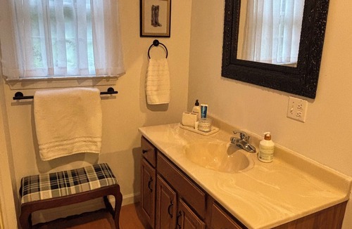 Waynesboro Cottage | The Cottage at Frogmorton