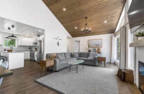 Grand Beach House | The Cottage at Grand Marais