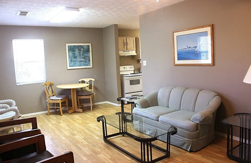 Cullman Cottage | The Cottage At Meadowbrook