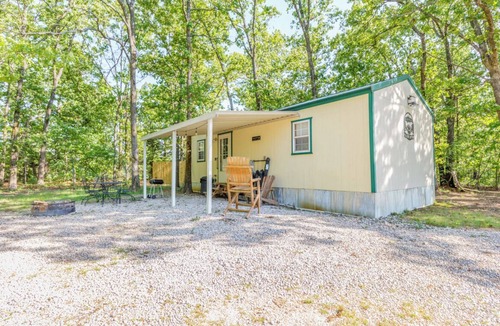 Lebanon Cabin | The Cottage at Mineral Reserve by Bennett Springs