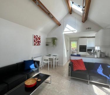 West Lavington Apartment | The Cottage at No. 3