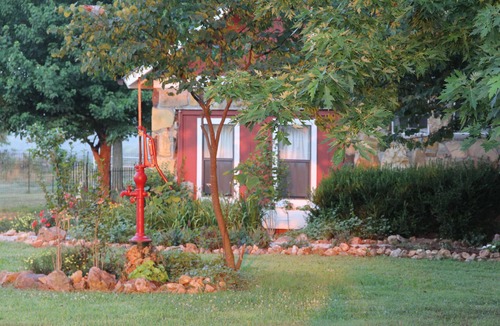 Carthage Cottage | The Cottage at Ozark Highlands Farm
