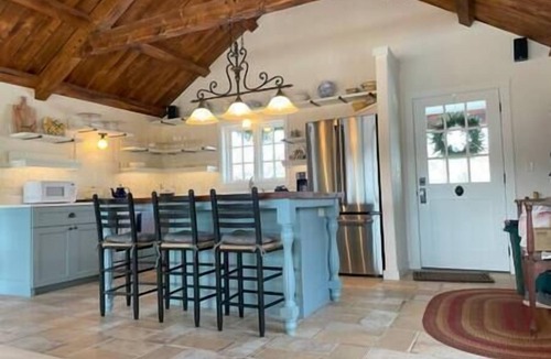 Woodman House | The Cottage at Streamwalk