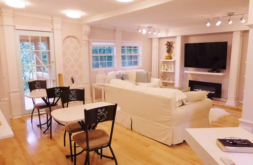 Monticello Bed & Breakfast | The Cottage Bed & Breakfast