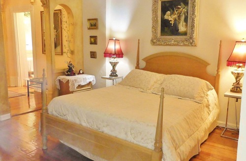 Monticello Bed & Breakfast | The Cottage Bed & Breakfast