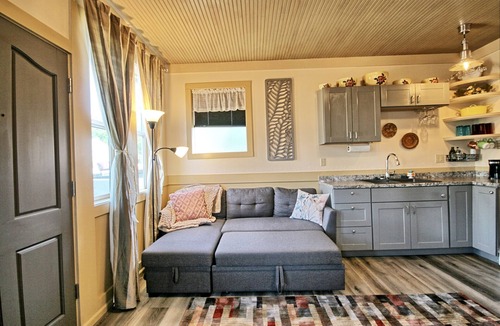 Jacksonville Cottage | The Cottage Downtown!