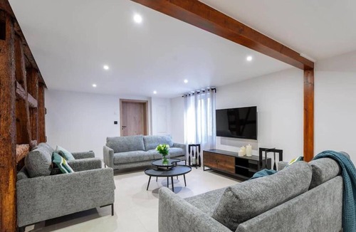 Guemar House | The Cottage