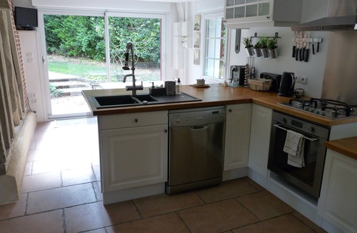 Saint-Leger-de-Rotes House | - The cottage -