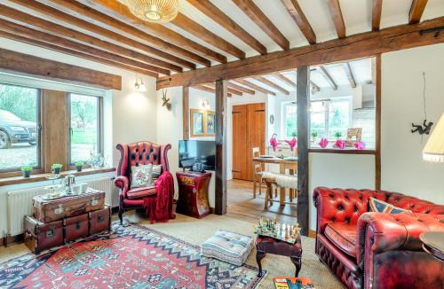 Norwich House | The Cottage