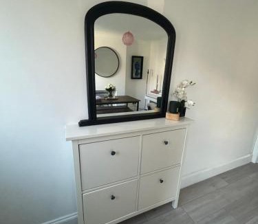 Bromley Common and Keston House | The Cottage