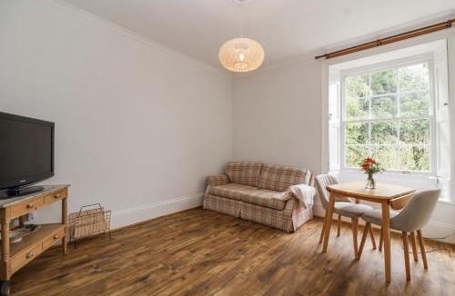 Kenn House | The Cottage