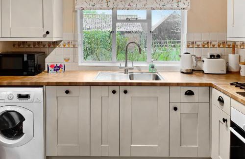 Diss House | The Cottage