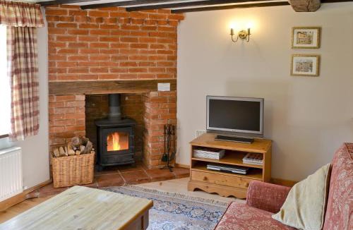 Attleborough House | The Cottage