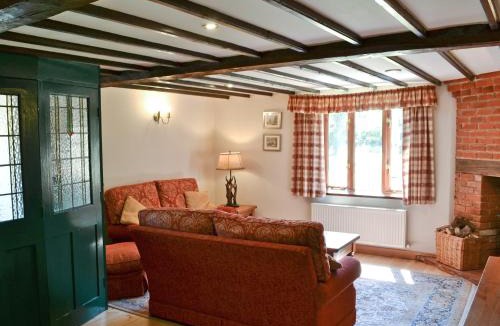Attleborough House | The Cottage