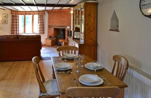 Attleborough House | The Cottage