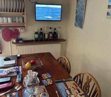 Treator House | The Cottage