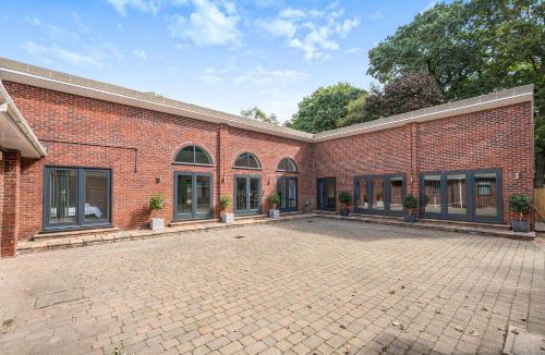 Wimborne House | The Cottage