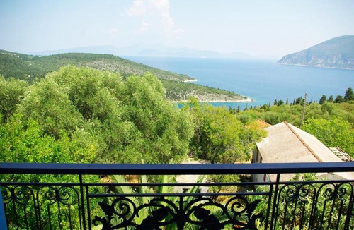 Evreti House | The Cottage