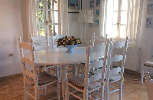 Evreti House | The Cottage