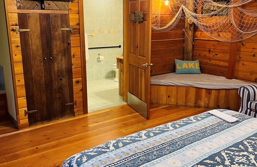 Sunnyside Hotel | The Cottage Inn