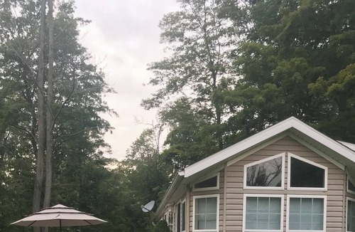 Ashfield-Colborne-Wawanosh House | The Cottage is pet friendly