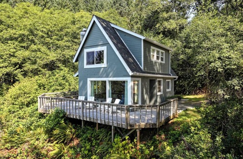 Roads End Cottage | The Cottage – Oceanview Hideaway