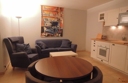 Noisy-sur-Ecole Cottage | The cottage of the three gables Charming house "the blue cedar