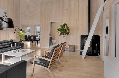 Pøt Strandby House | The cottage offers enough space even for a large family, even two families on vacation together.
