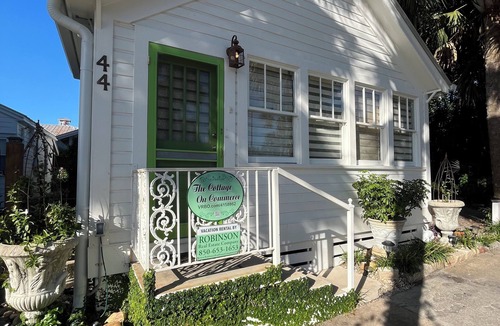 Historic Downtown Apalachicola Cottage | The Cottage on Commerce