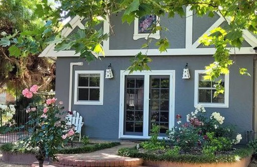 Tatura Apartment | The Cottage on Dhurringile