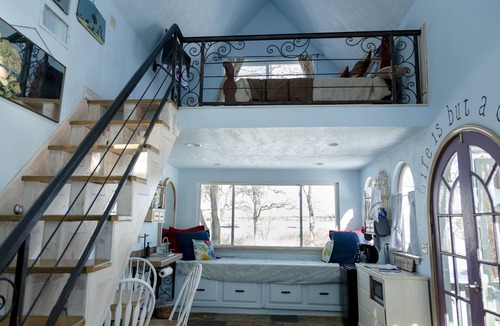 Graham House | The Cottage on Lake Graham