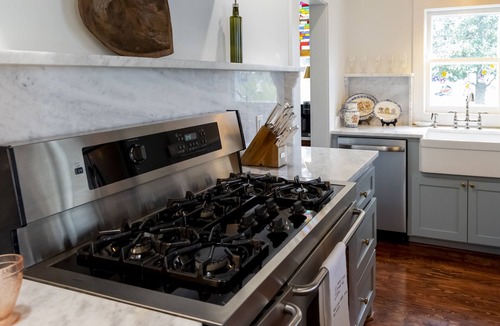 Murfreesboro Cottage | The Cottage on Maple