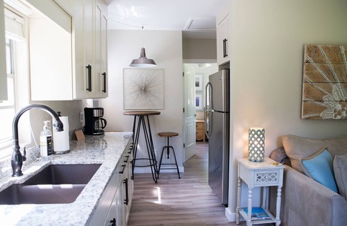 Wilmington Cottage | The Cottage on Park 2 miles from Wrightsville Beach