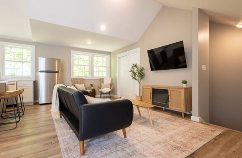 Jackson House | The Cottage, Rusted Route Farms