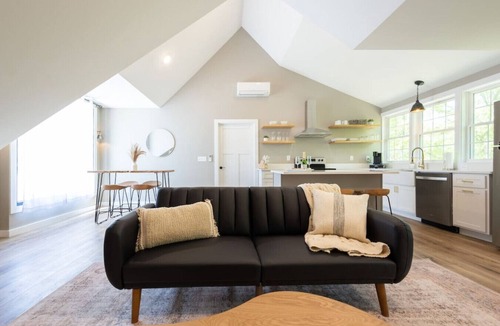 Jackson House | The Cottage, Rusted Route Farms