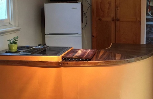 Williamstown Apartment | The Cottage, Studio Accommodation